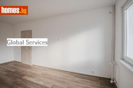 Тристаен, 88m²