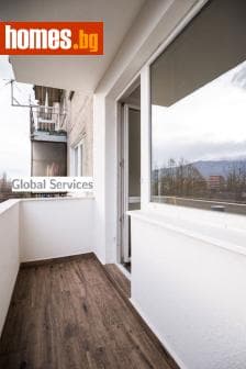 Тристаен, 88m²