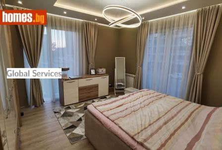 Тристаен, 115m²