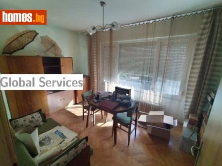 Тристаен, 78m²