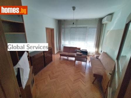 Тристаен, 78m²
