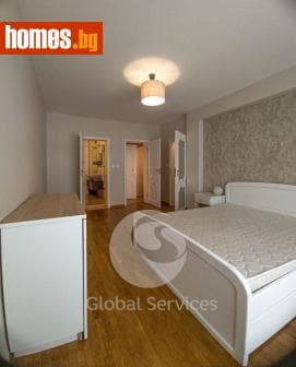 Тристаен, 118m²