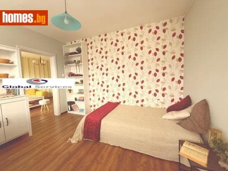 Тристаен, 75m²