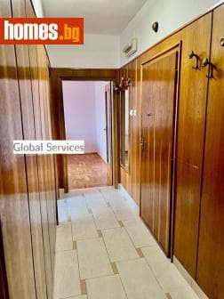 Двустаен, 67m²