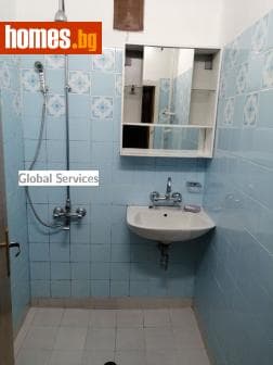 Двустаен, 67m²
