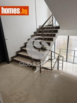 Двустаен, 60m²