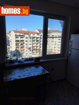 Тристаен, 100m²