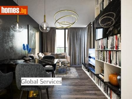 Тристаен, 83m²
