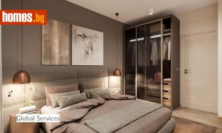 Тристаен, 80m²