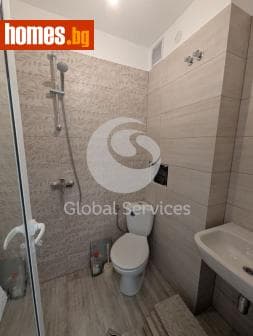 Тристаен, 90m²