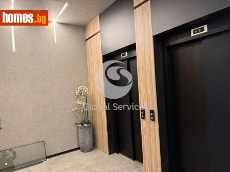 Двустаен, 70m²