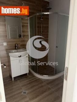 Тристаен, 121m²