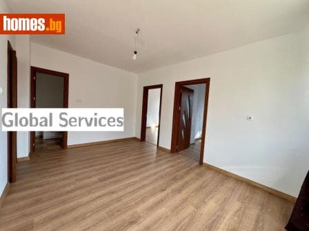 Тристаен, 78m²