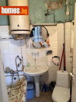 Тристаен, 85m²