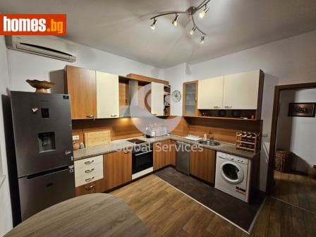 Тристаен, 85m²