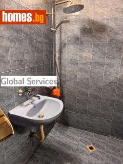 Двустаен, 68m²