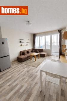 Тристаен, 63m²