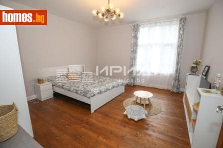 Тристаен, 75m²