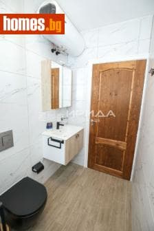 Тристаен, 75m²