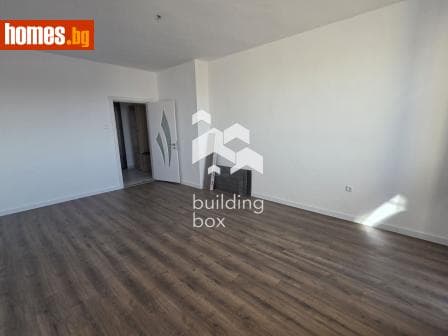 Тристаен, 84m²