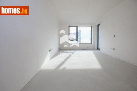 Тристаен, 134m²