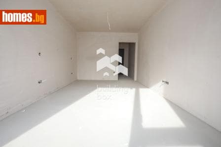 Тристаен, 134m²