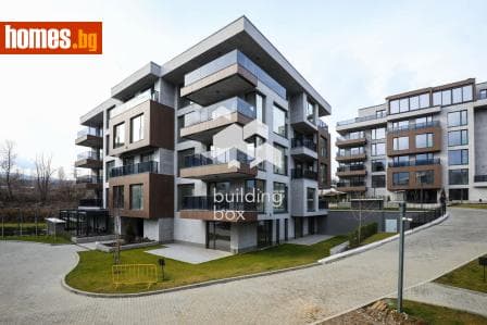 Тристаен, 121m²