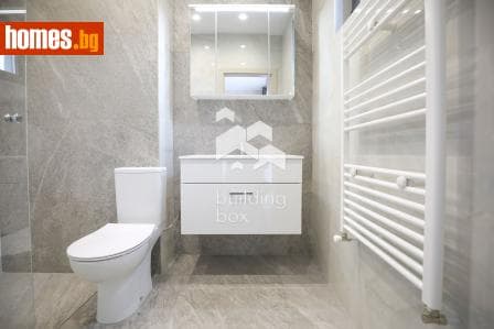 Тристаен, 121m²