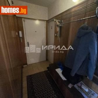 Тристаен, 86m²