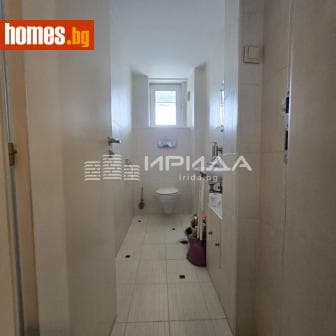 Тристаен, 96m²