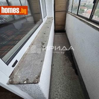 Тристаен, 96m²