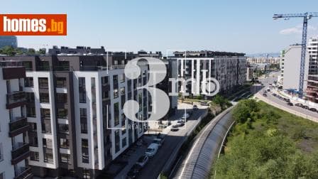 Тристаен, 110m²