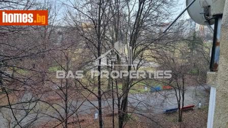 Тристаен, 88m²