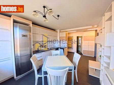 Тристаен, 85m²