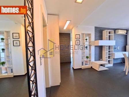 Тристаен, 85m²