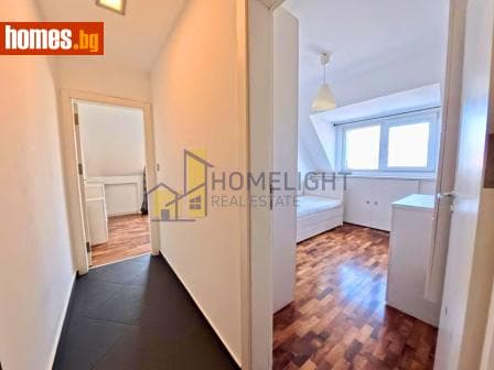 Тристаен, 85m²