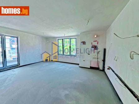 Тристаен, 108m²