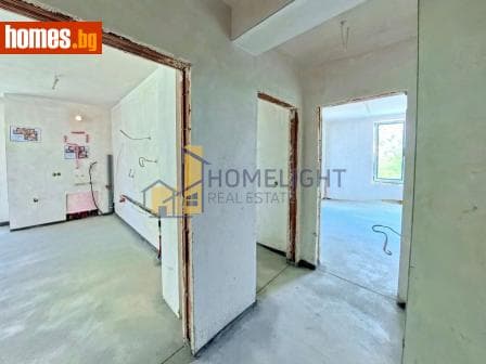 Тристаен, 108m²