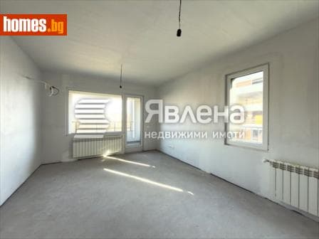 Тристаен, 103m²