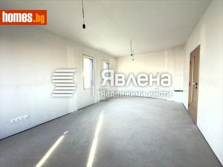 Тристаен, 103m²