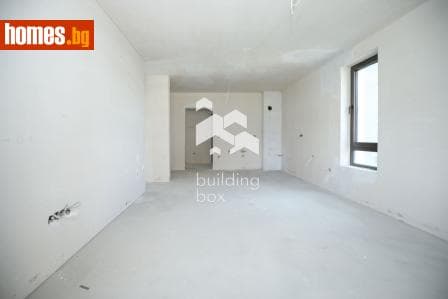 Тристаен, 138m²