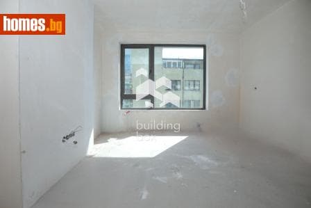 Тристаен, 138m²