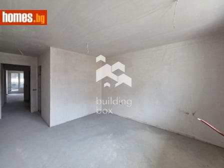 Тристаен, 119m²