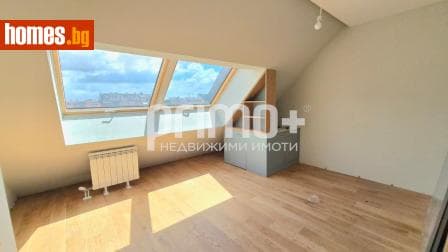 Тристаен, 103m²