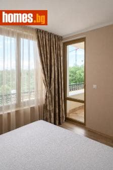 Тристаен, 103m²