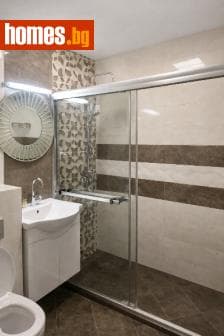 Тристаен, 103m²