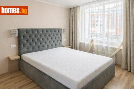 Тристаен, 103m²