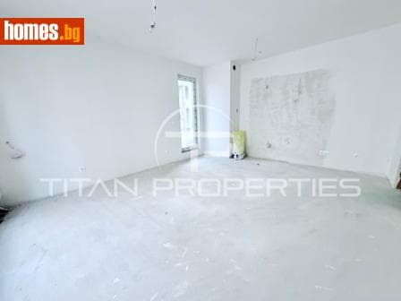 Тристаен, 86m²
