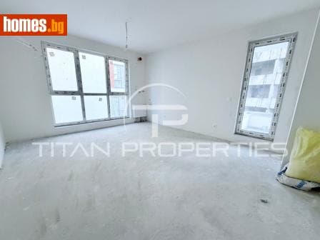 Тристаен, 86m²