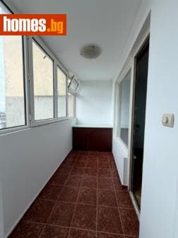 Тристаен, 91m²